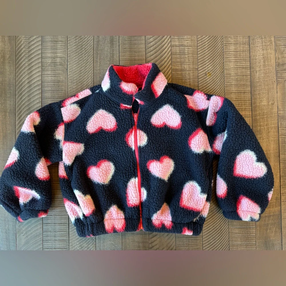 Old Navy Heart Printed Mock-Neck Sherpa Full-Zip Jacket Youth Size Medium (8)
